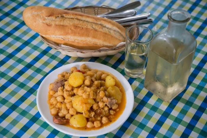 The 5 best guachinches in Tenerife
